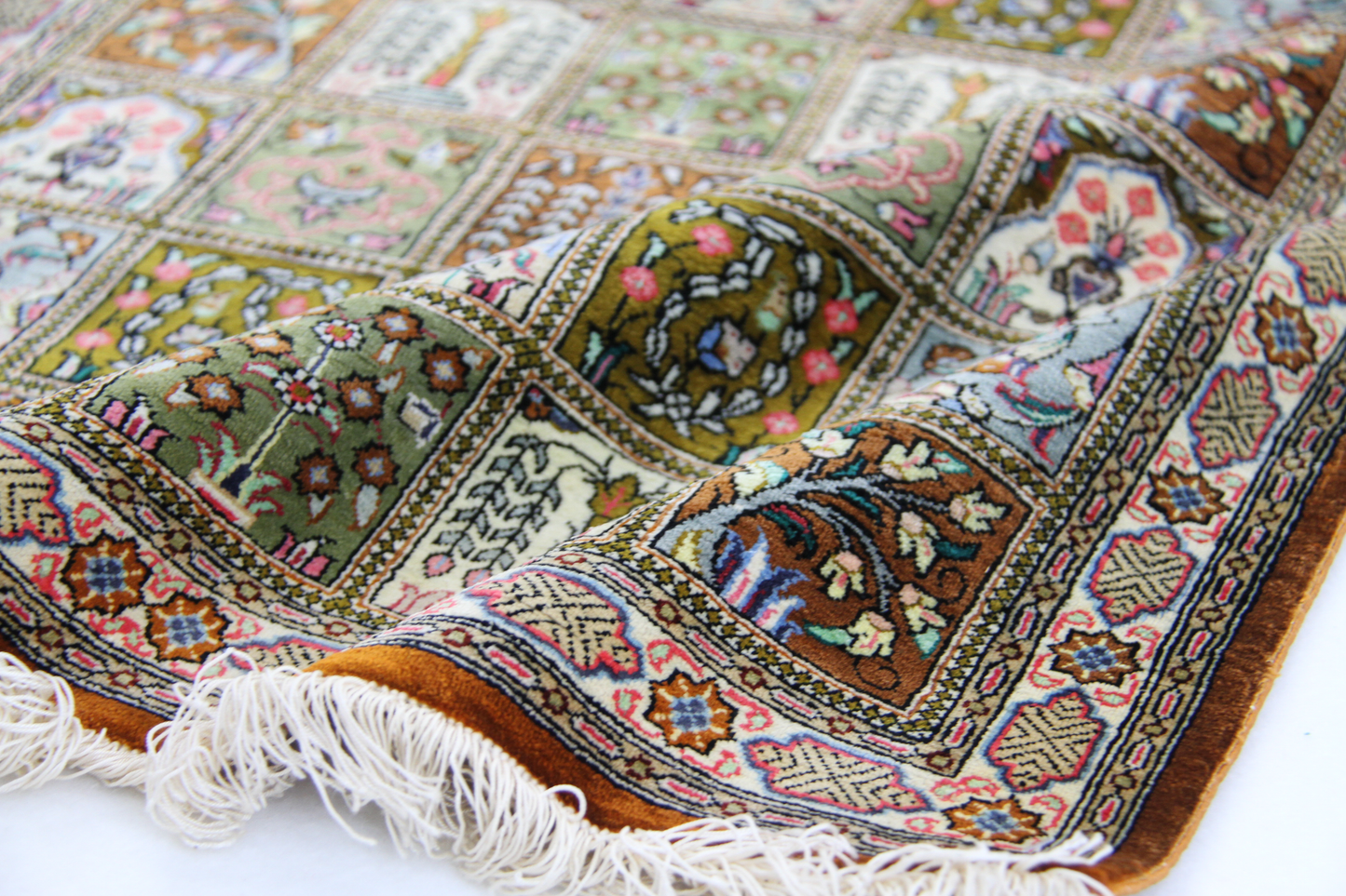 Persian carpet, piece no. 0056, 77x54cm