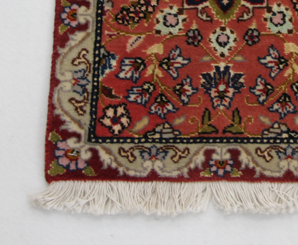 Persian carpet, piece no. 4226, 40x30cm