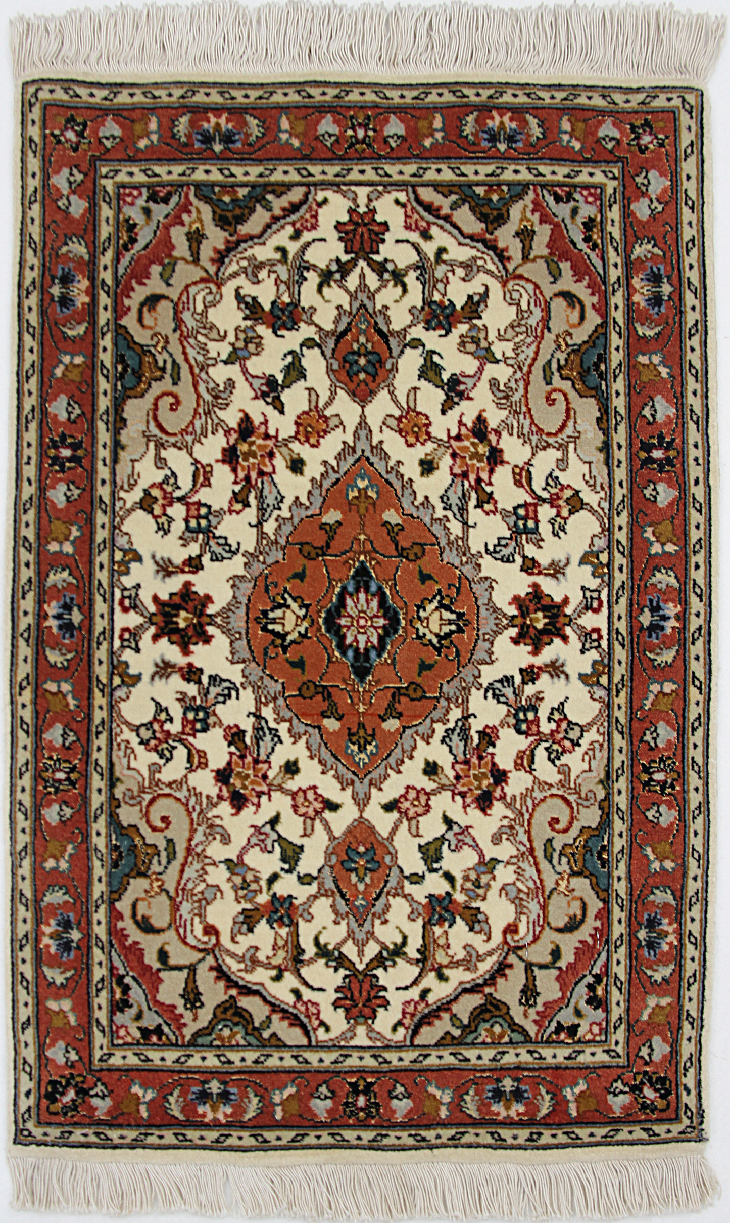 Persian carpet, piece no. 4228, 75x50cm