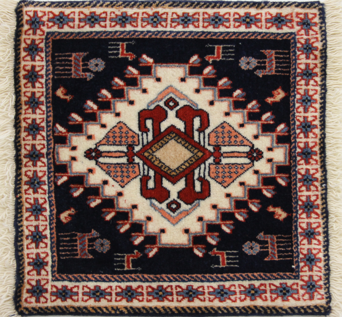 Persian carpet, item number 4287, 37x40cm
