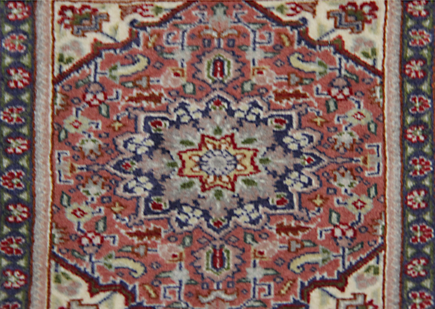 Persian carpet, item number 4289, 40x30cm