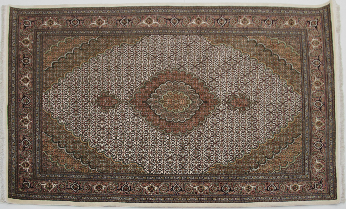 Persian carpet, item number 7462, 255x172cm