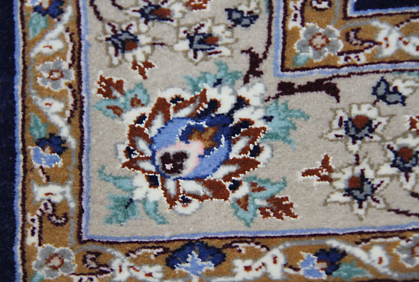 Persian carpet, item number 7465, 120x82cm