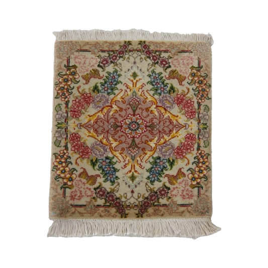 Persian carpet, piece no. 4244, 40x30cm