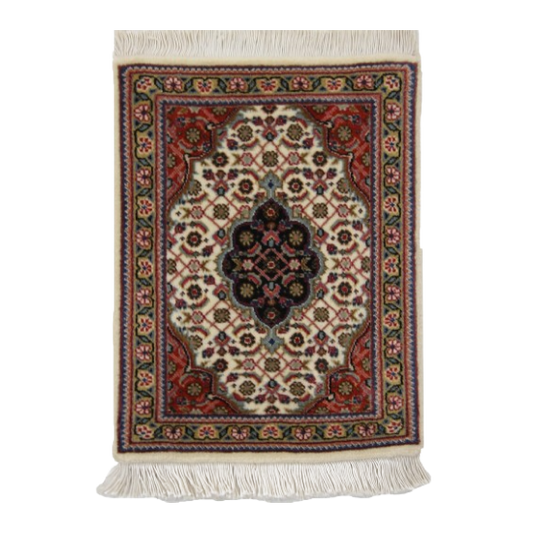 Persian carpet, piece no. 4241, 40x30cm