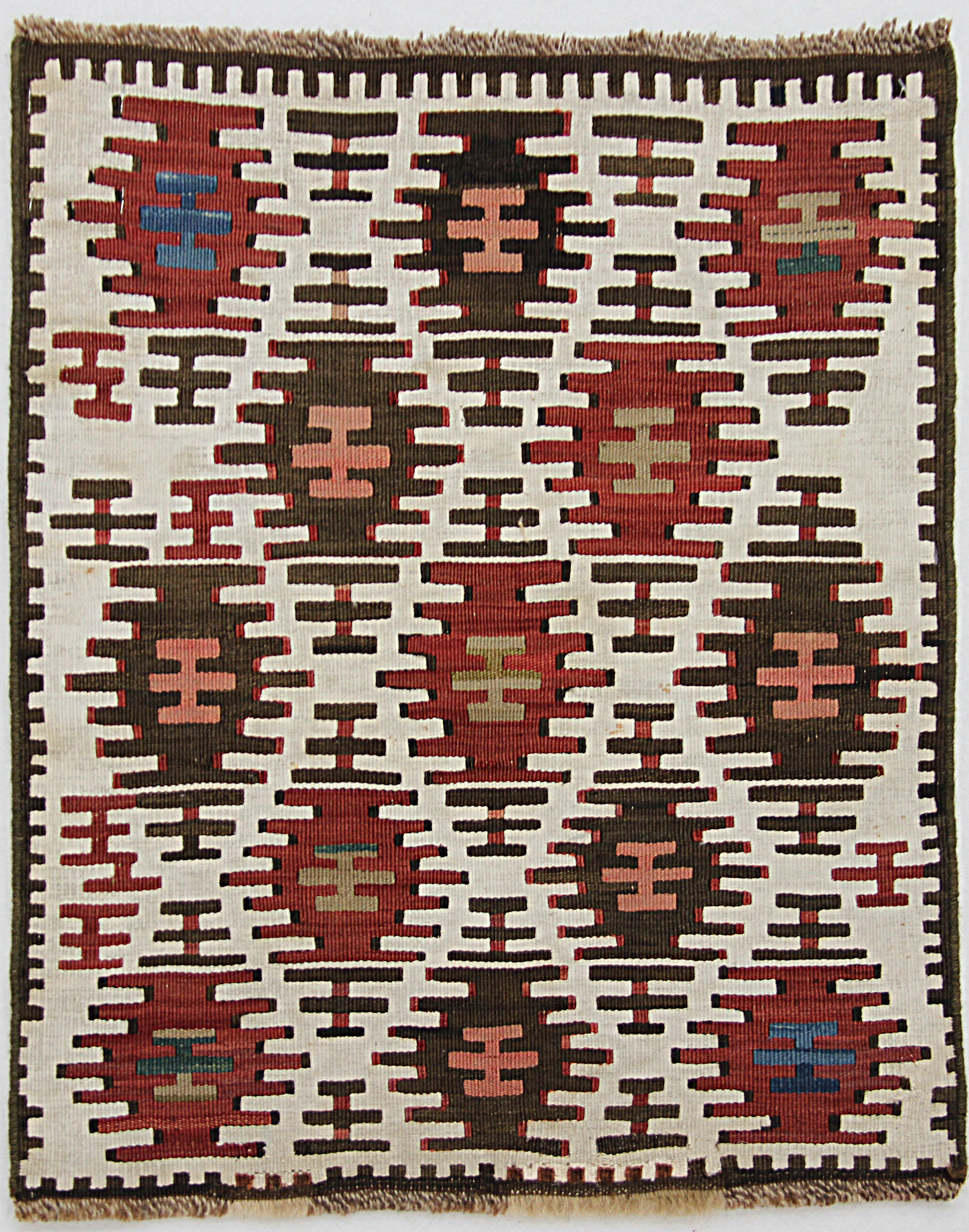 キリム絨毯 作品番号K4304 50x47cm