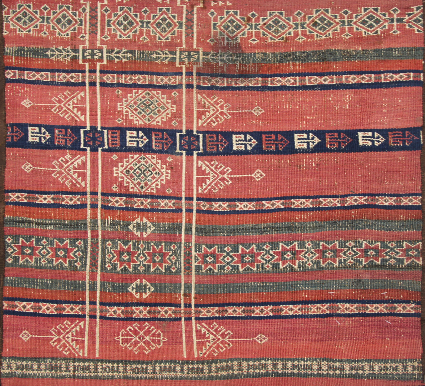 Kilim carpet, piece no. 2989, 66x65cm