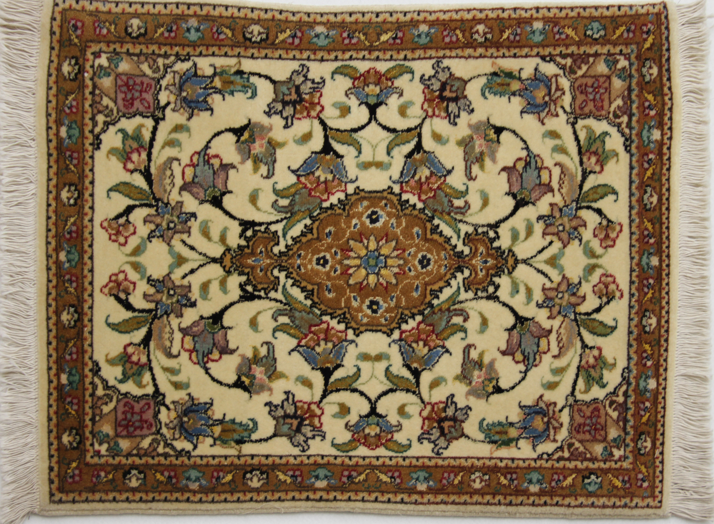 Persian carpet, piece no. 4223, 64x45cm 