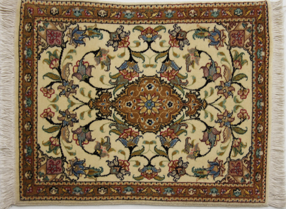 Persian carpet, piece no. 4223, 64x45cm 