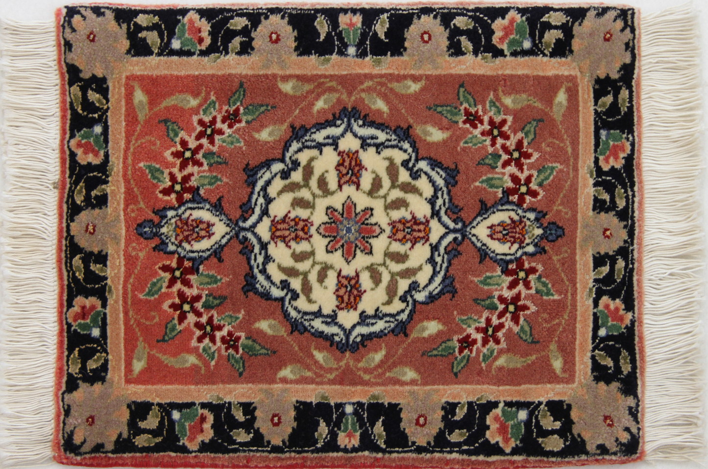 Persian carpet, item number 4247, 38x30cm