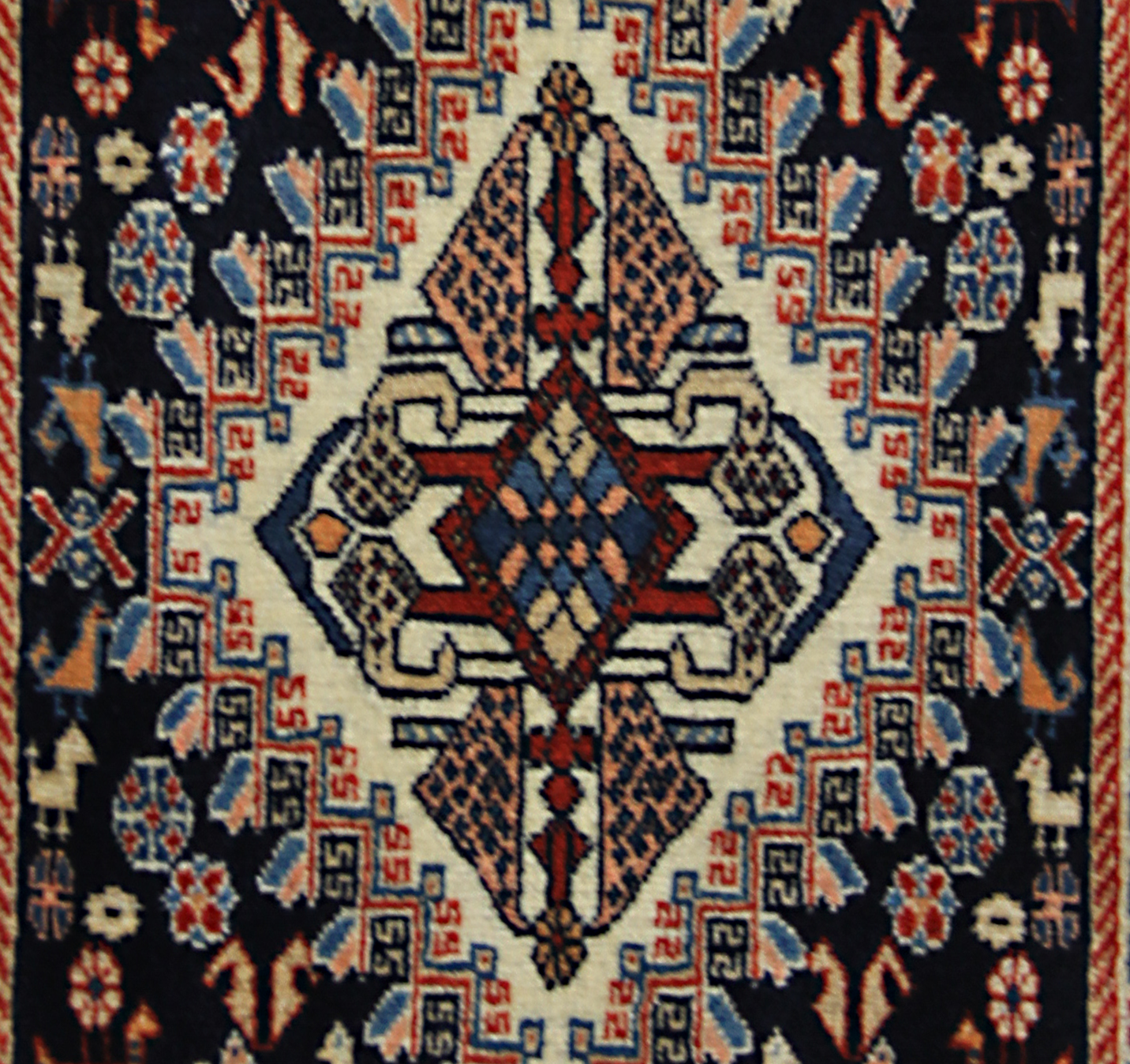 Persian carpet, item number 4283, 38x40cm