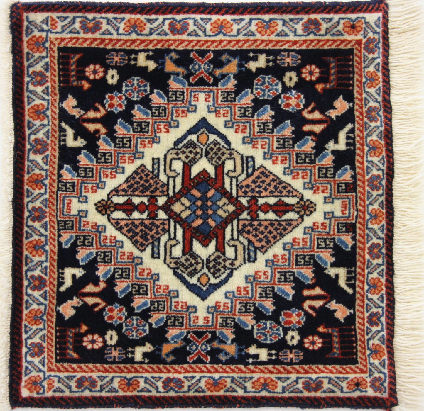 Persian carpet, item number 4283, 38x40cm