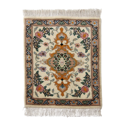 Persian carpet, piece no. 4252, 38x30cm