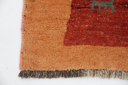 Gabbeh carpet, item number G5483, 132x117cm